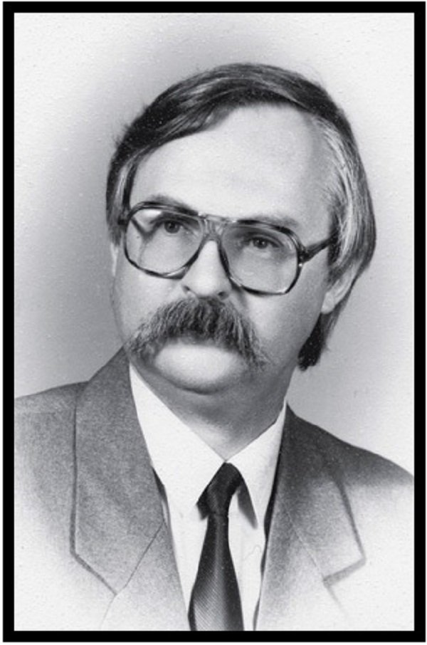 dr. Tóth István 